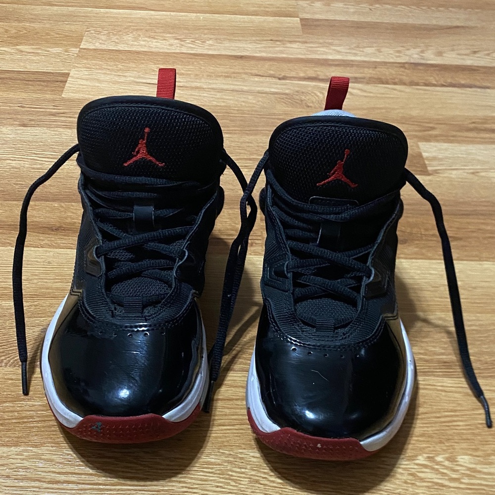 Jordan Stay Loyal 3s